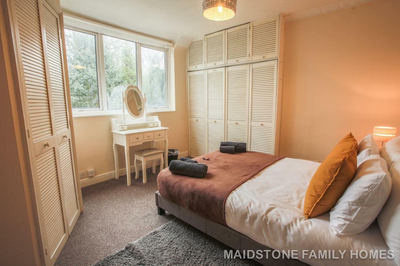Maidstone Family Homes Upper Road Cottage Kültér fotó