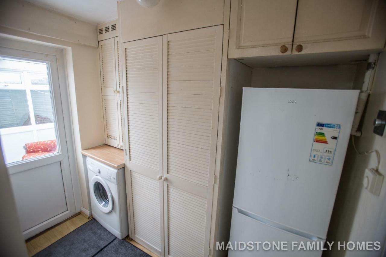 Maidstone Family Homes Upper Road Cottage Kültér fotó