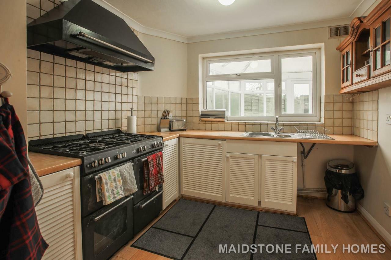 Maidstone Family Homes Upper Road Cottage Kültér fotó