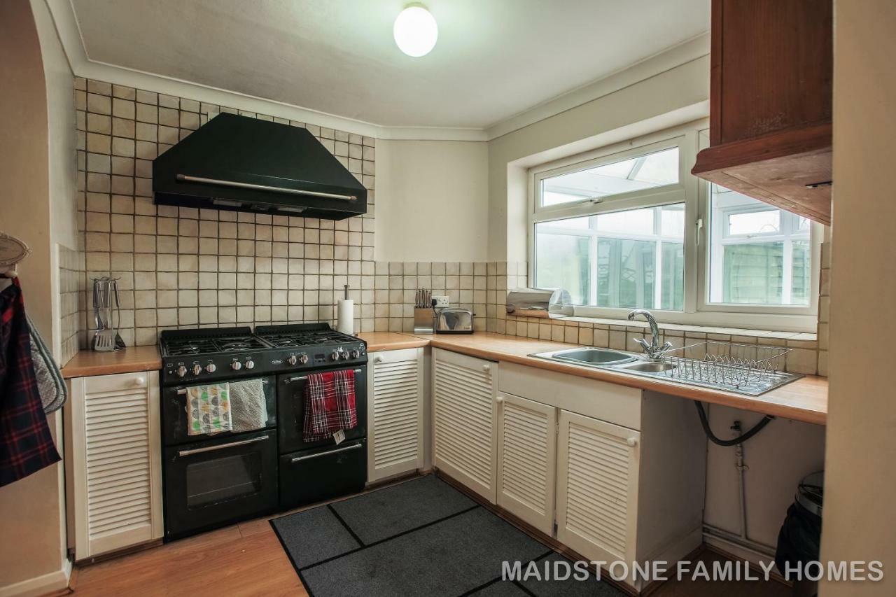 Maidstone Family Homes Upper Road Cottage Kültér fotó