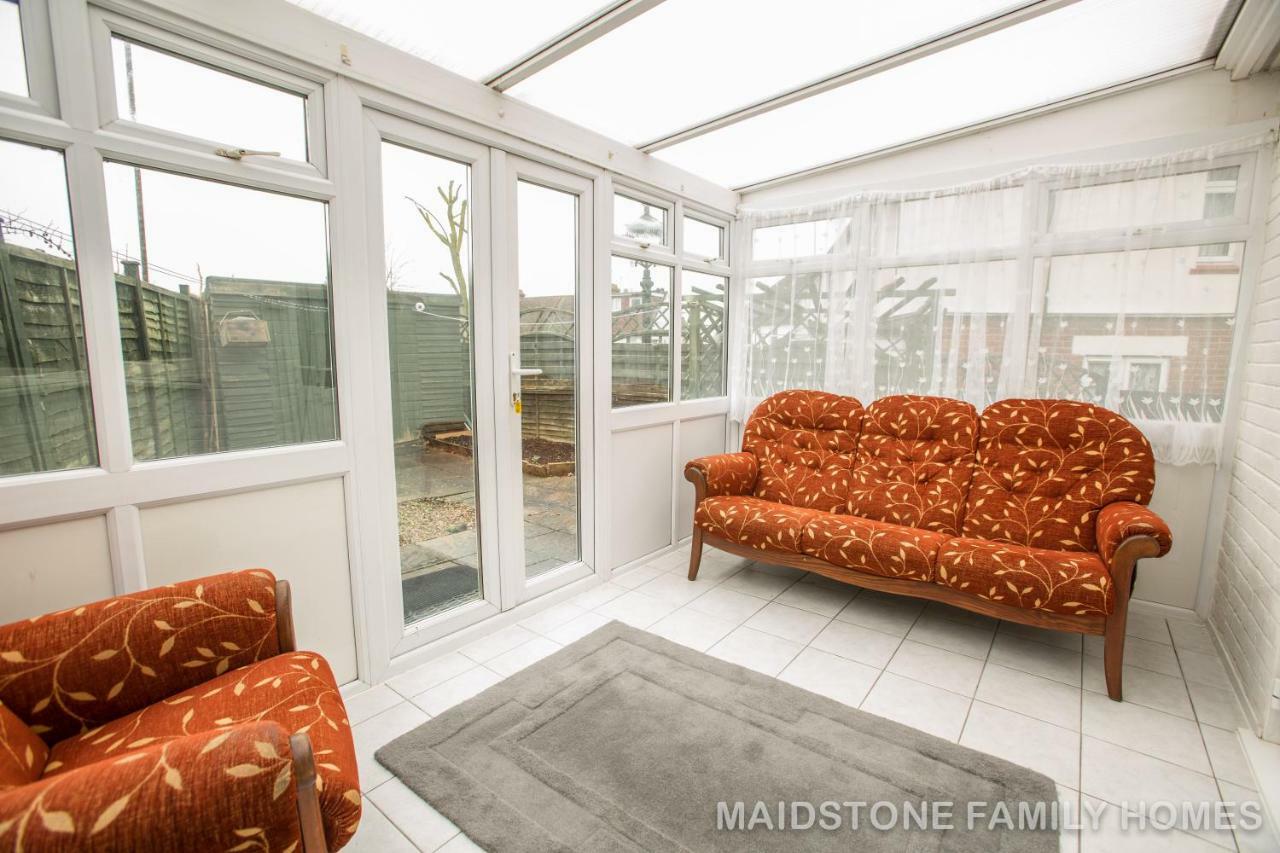 Maidstone Family Homes Upper Road Cottage Kültér fotó