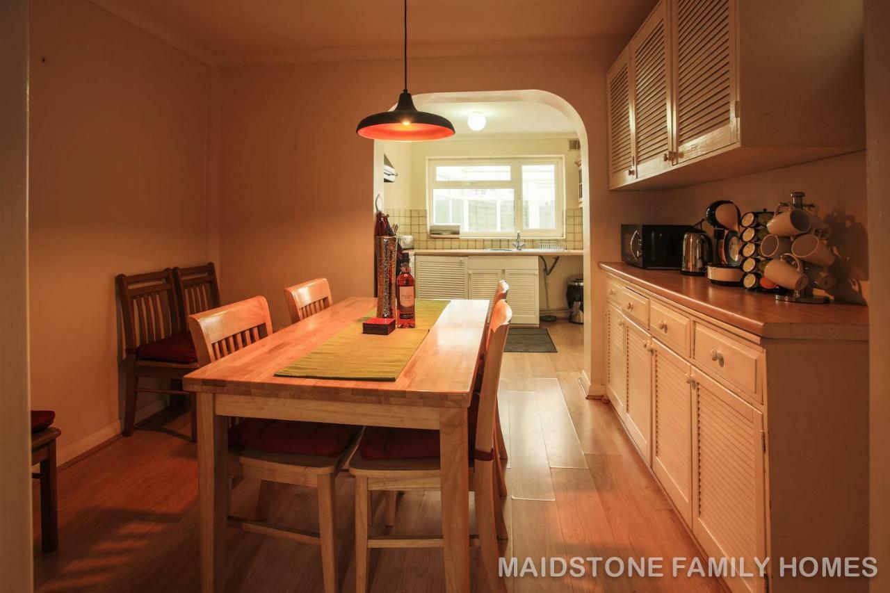 Maidstone Family Homes Upper Road Cottage Kültér fotó